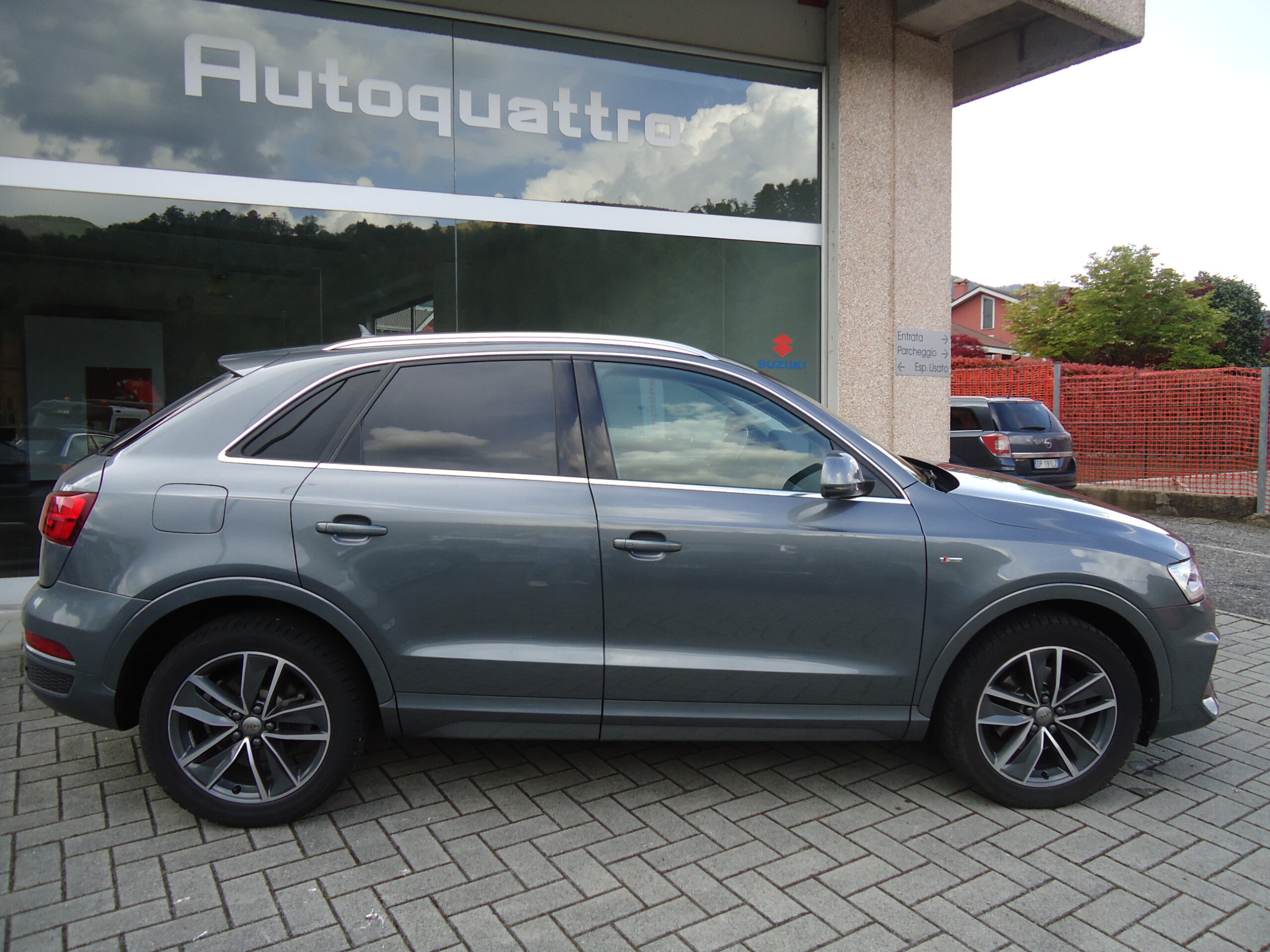 
								q3 full									