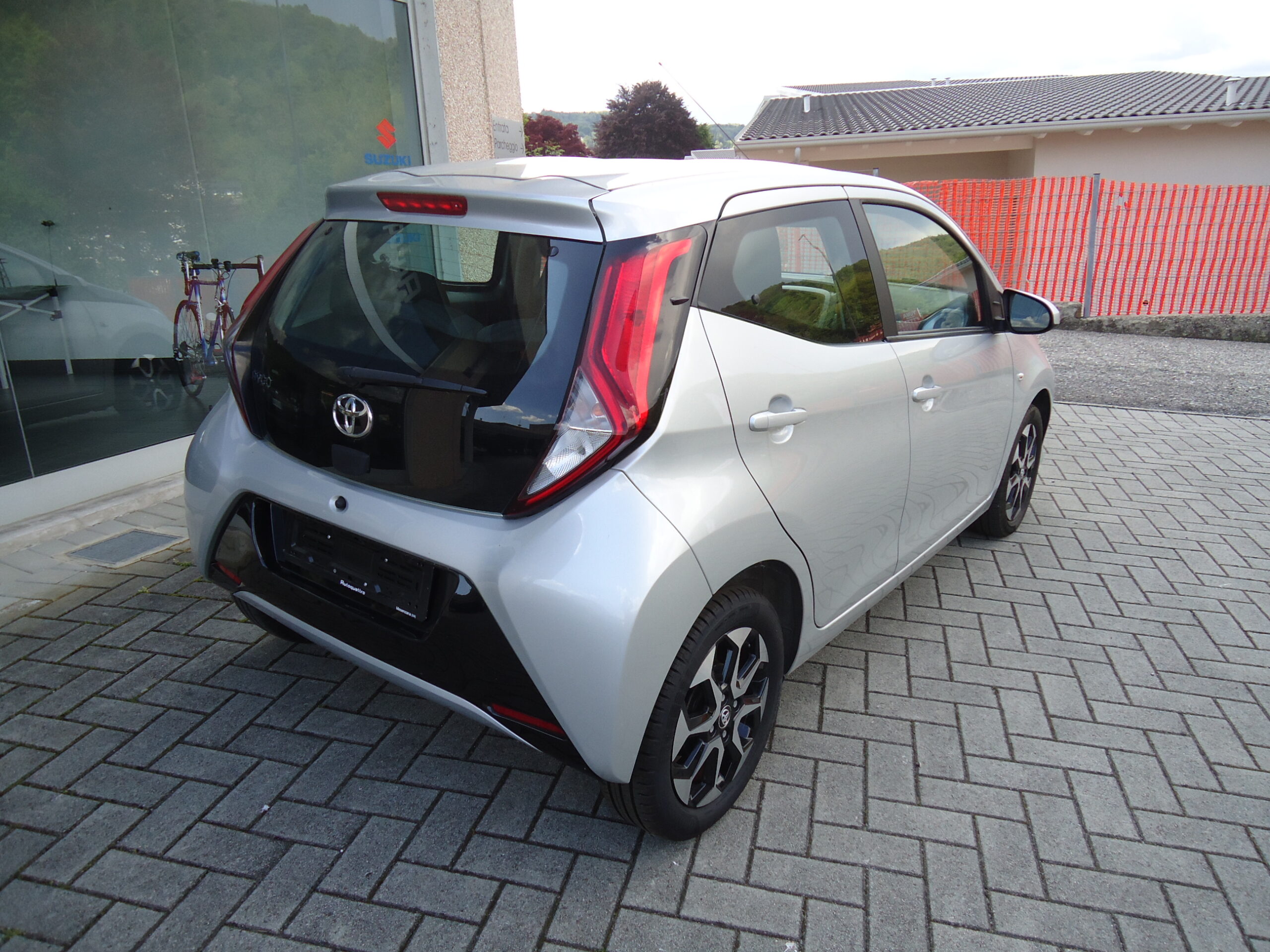 
								aygo full									