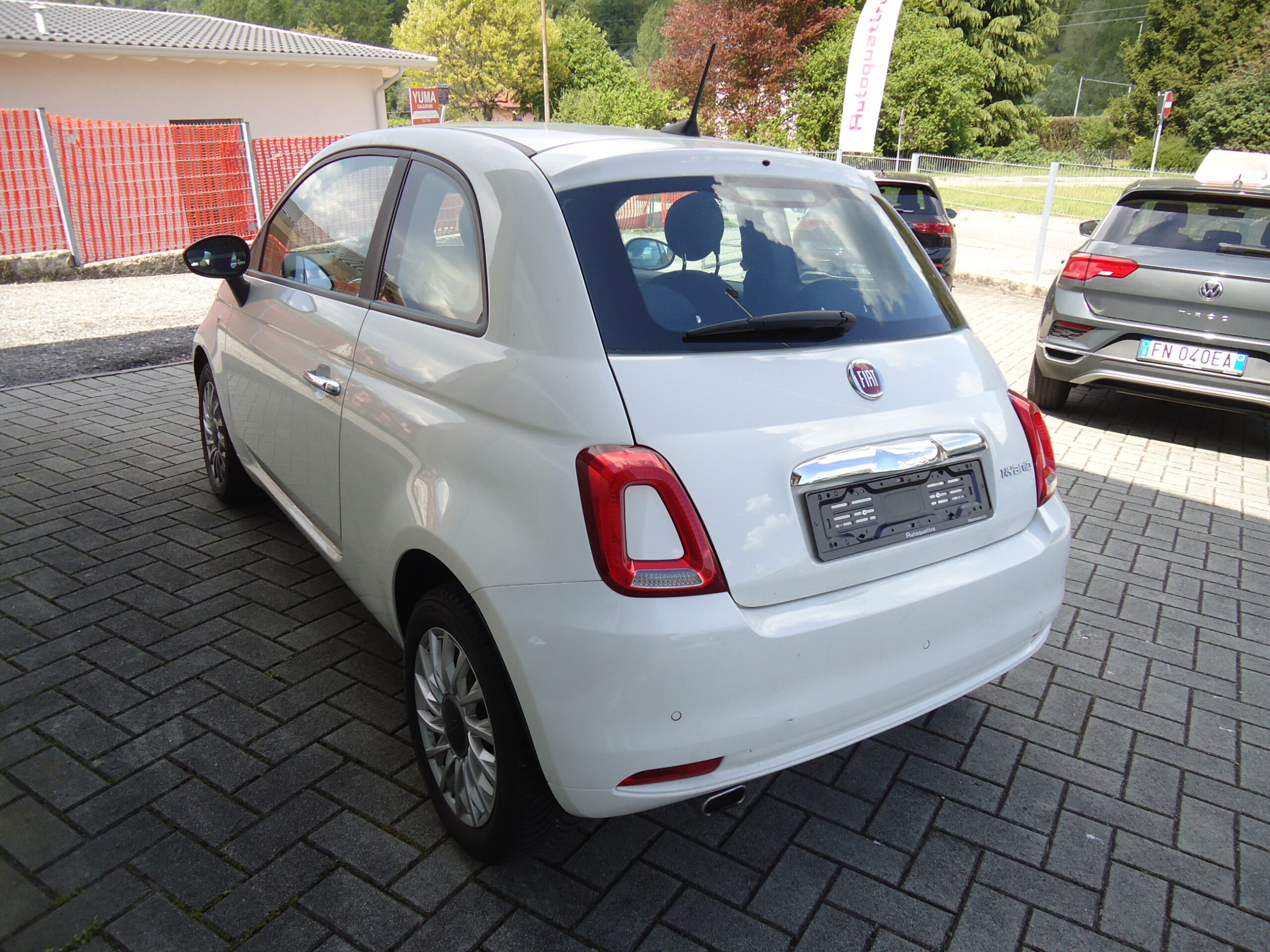 
								Fiat 500 full									
