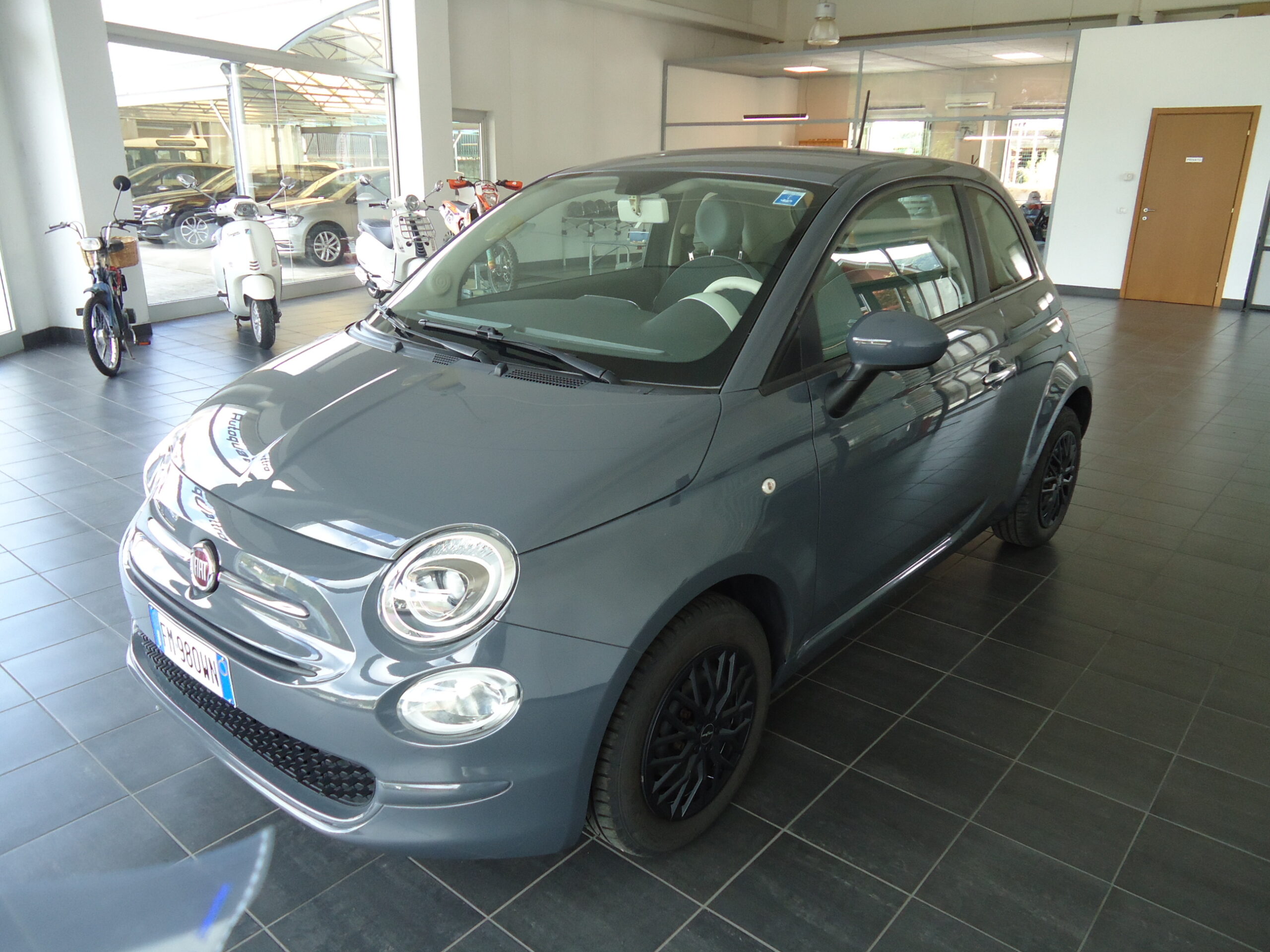 
								fiat 500 pastello full									