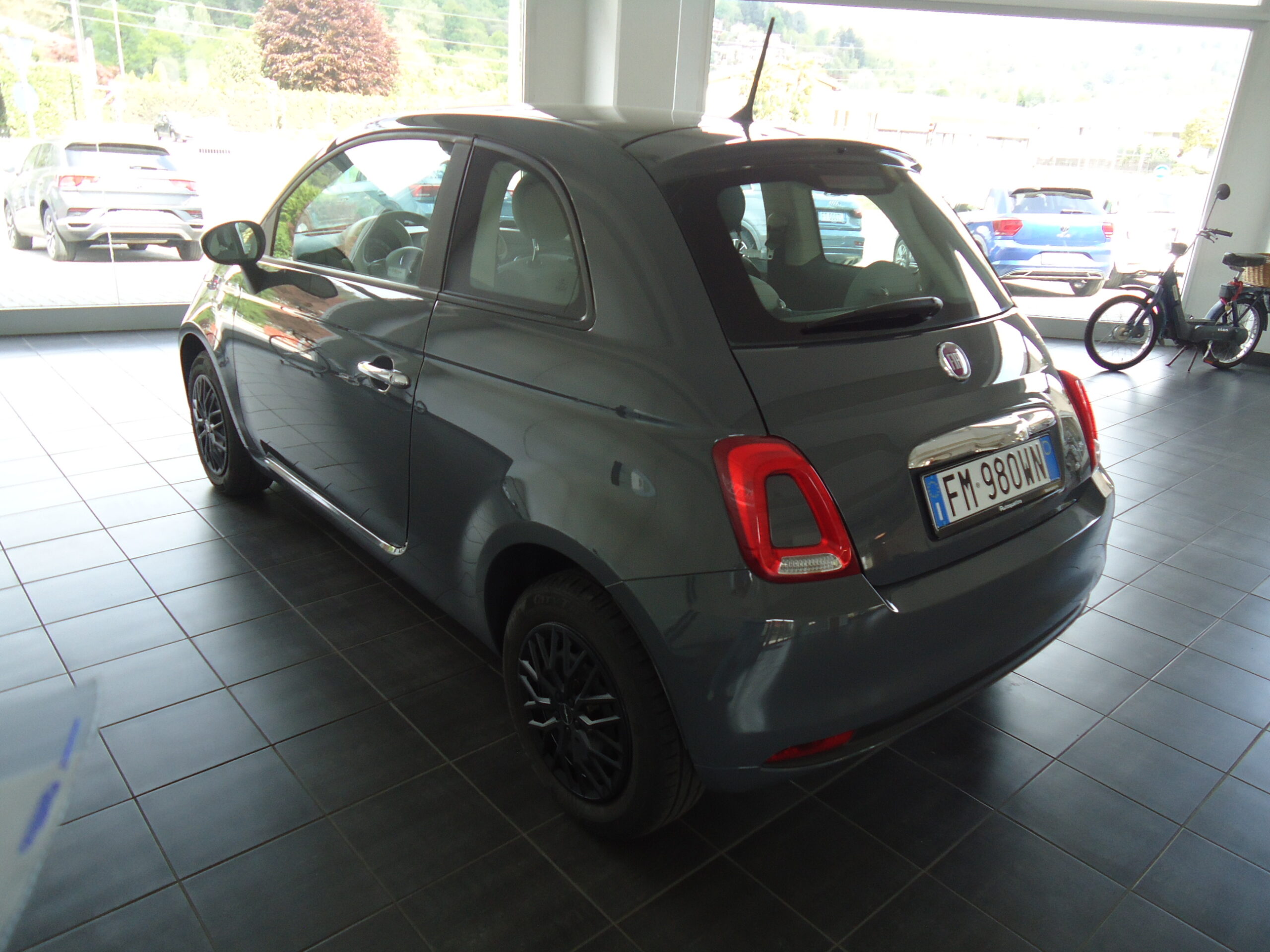 
								fiat 500 pastello full									