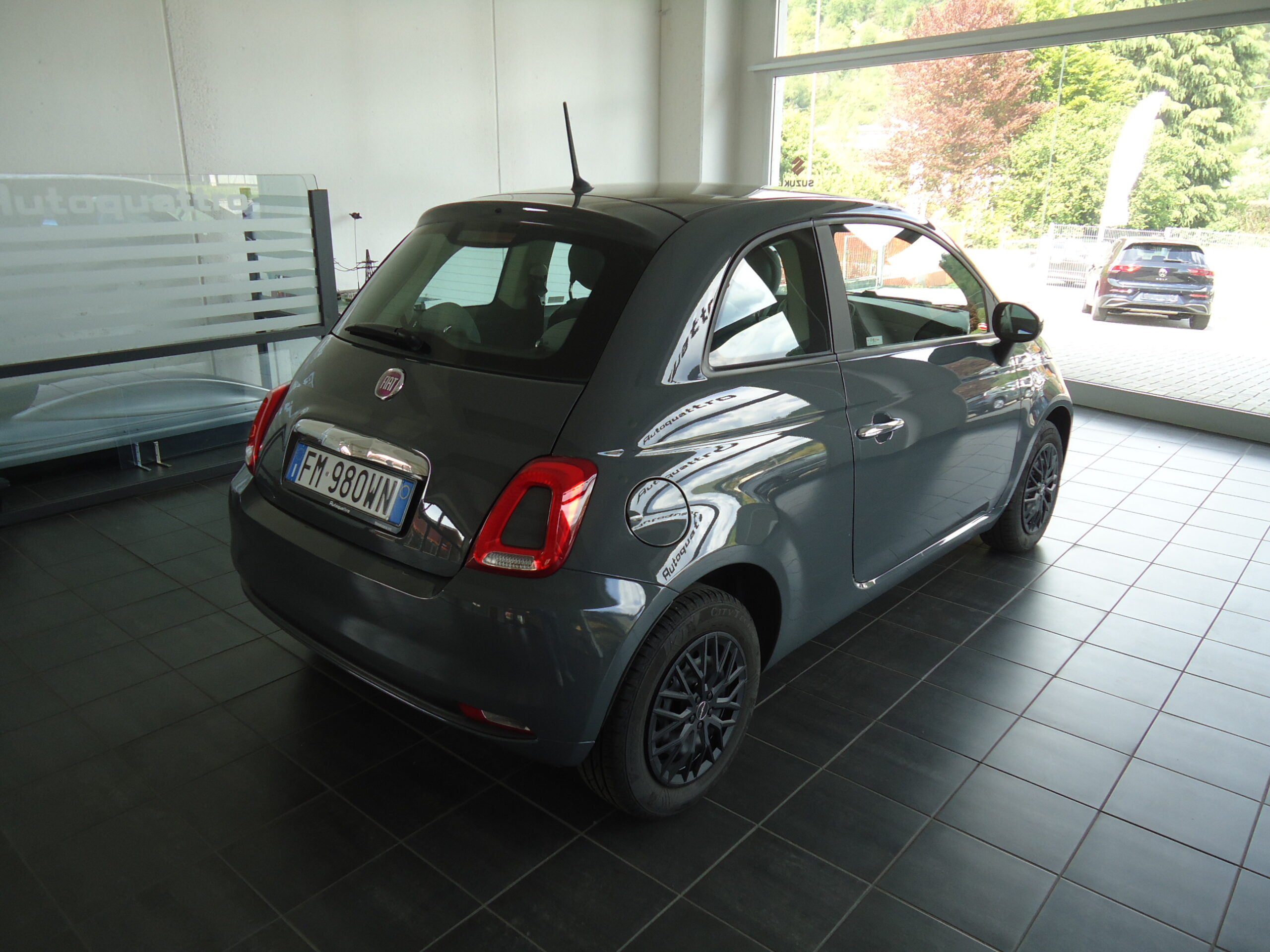 
								fiat 500 pastello full									