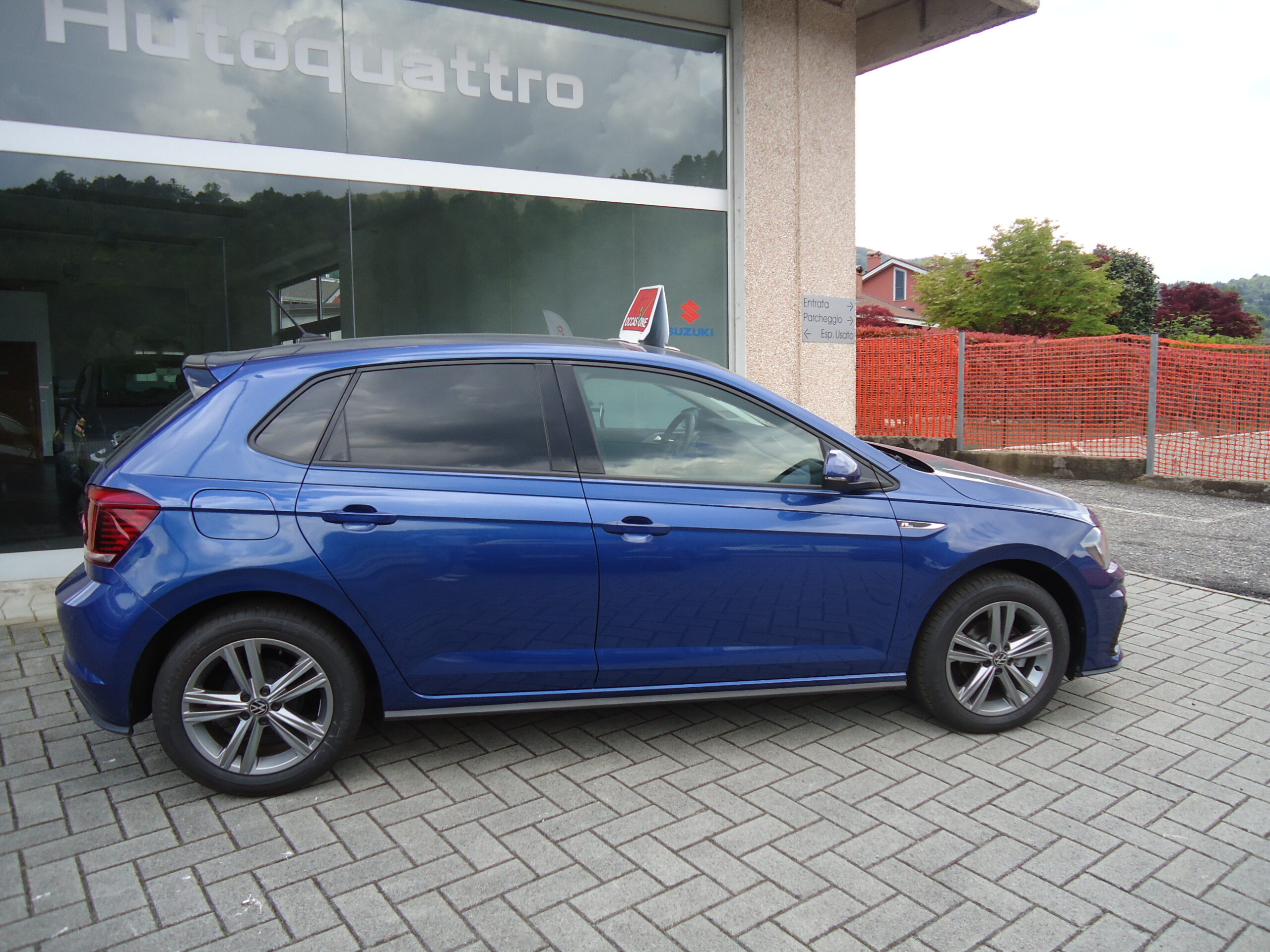 
								VW POLO full									