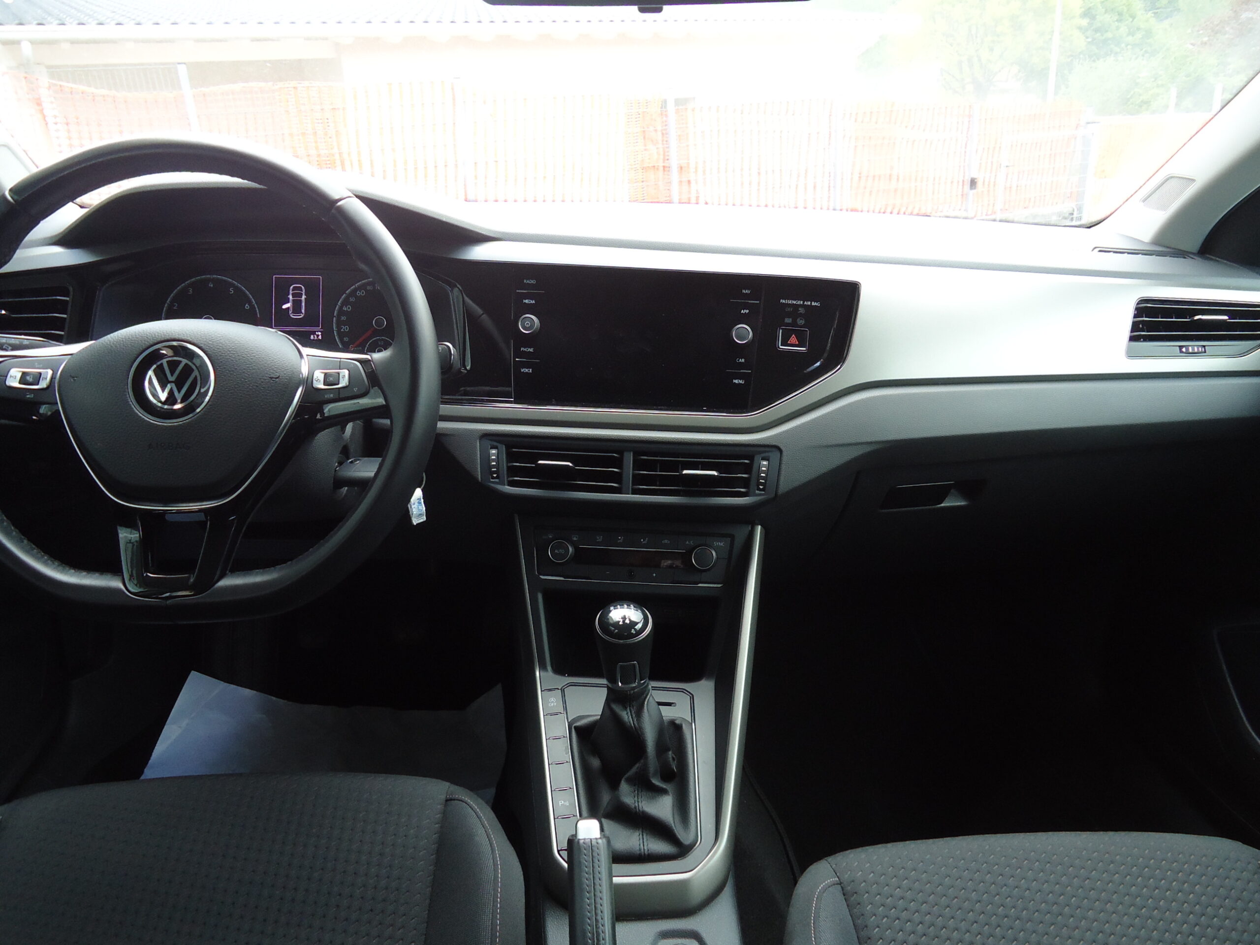 
								VW POLO full									
