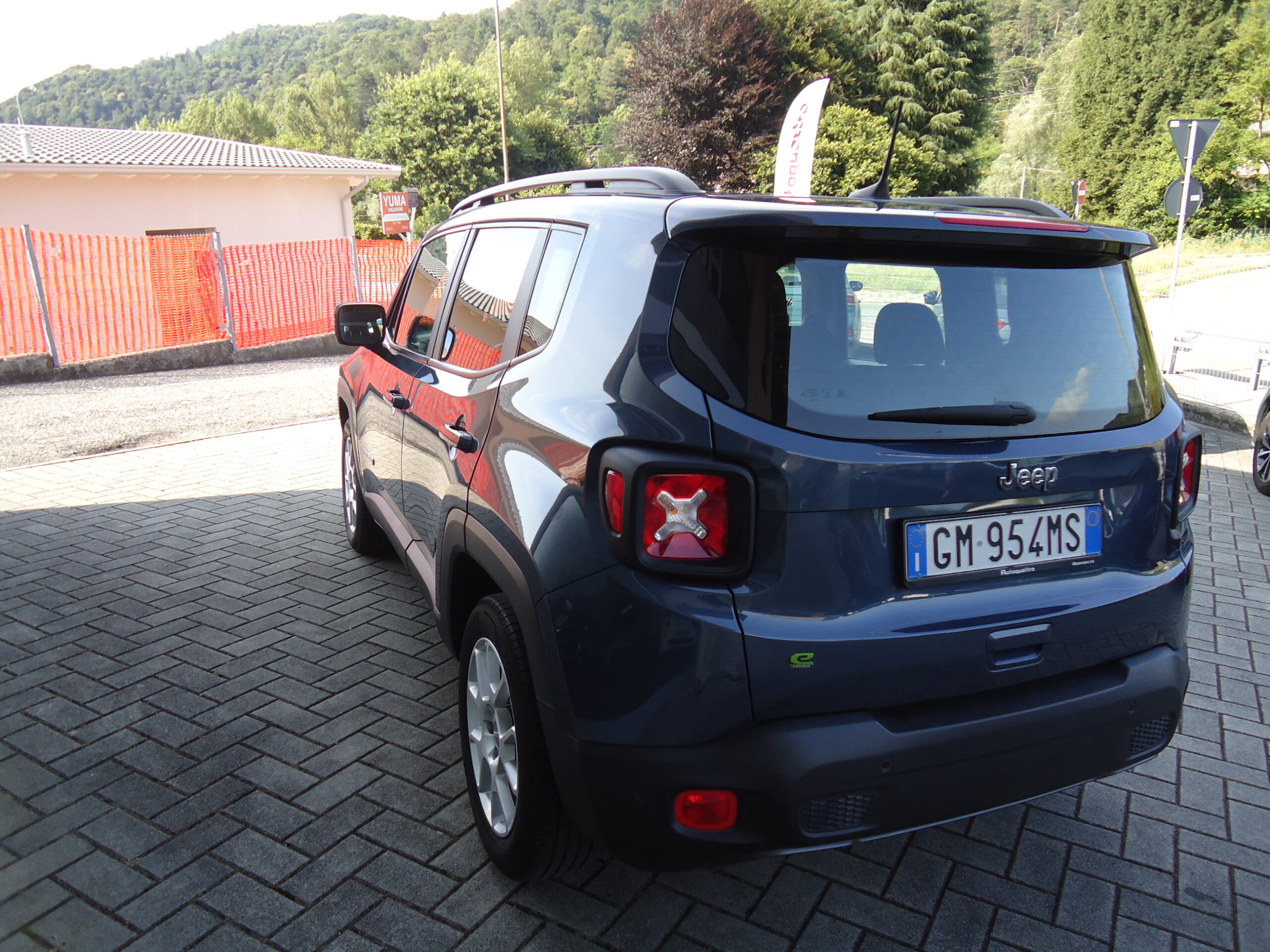
								JEEP RENEGADE full									