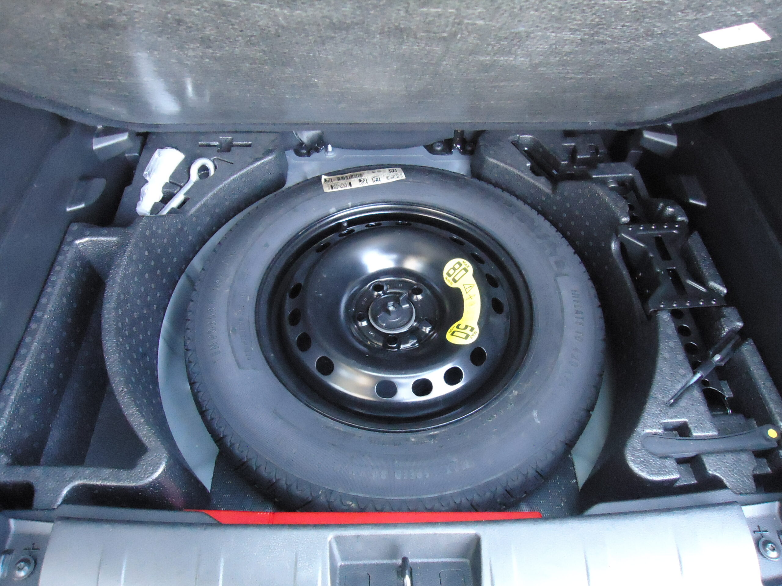 
								JEEP RENEGADE full									