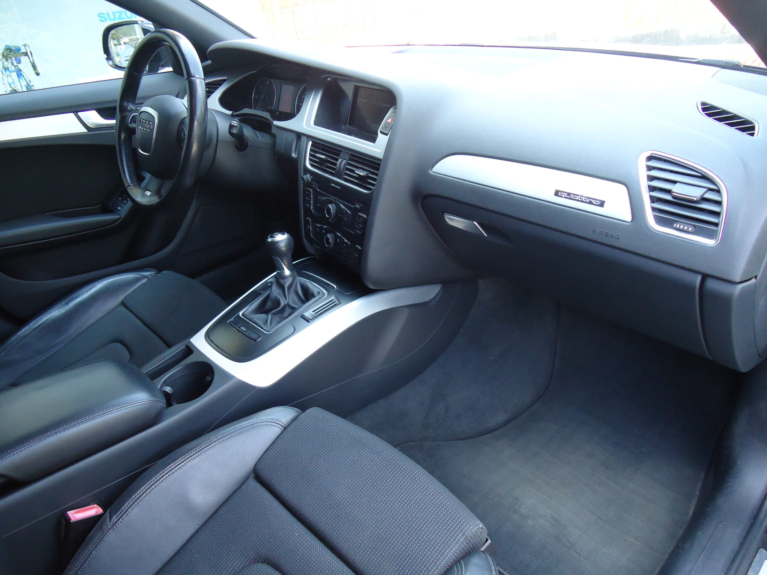 
								a4 avant 2011 full									