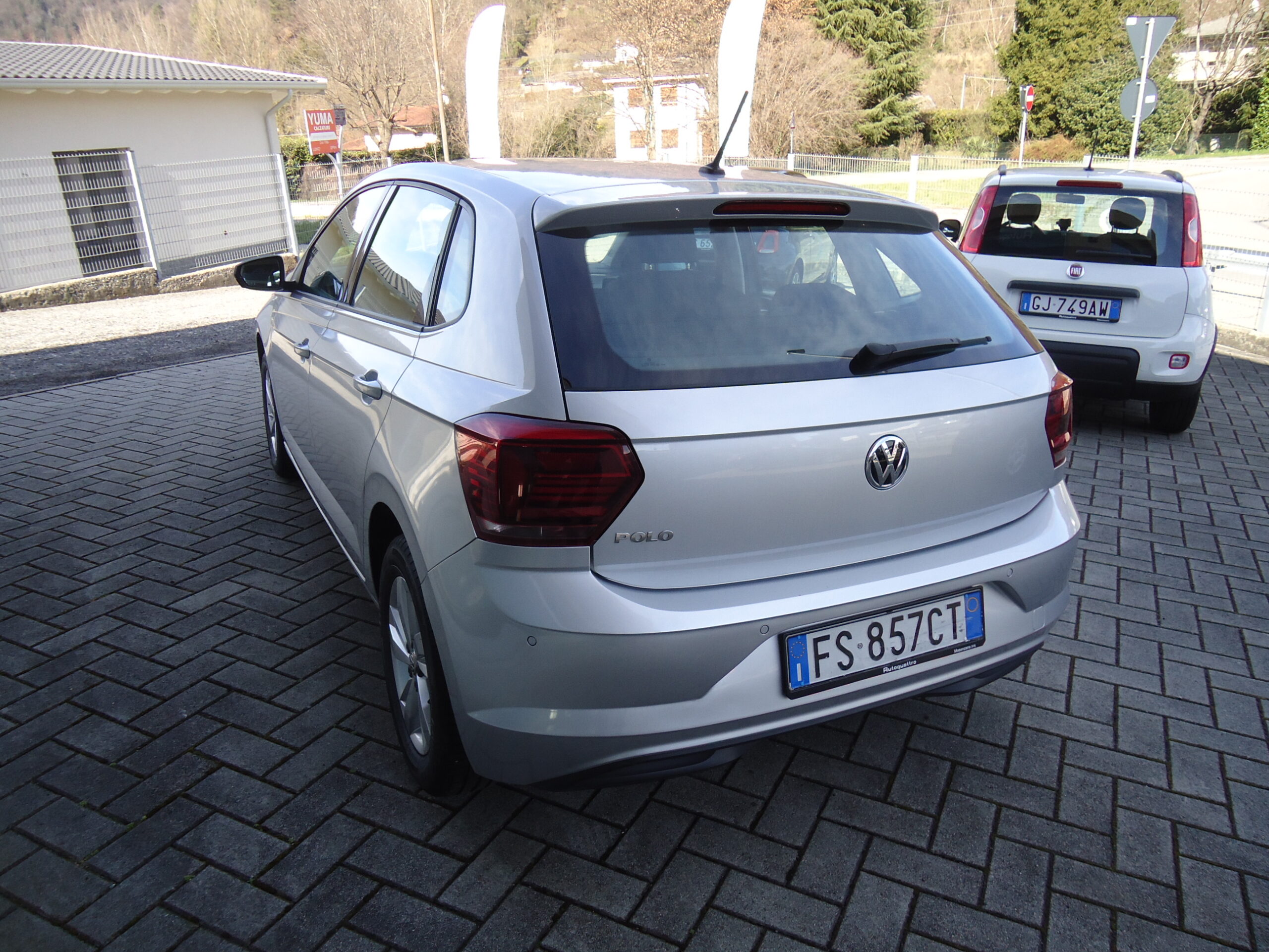 
								VW POLO 2018 full									