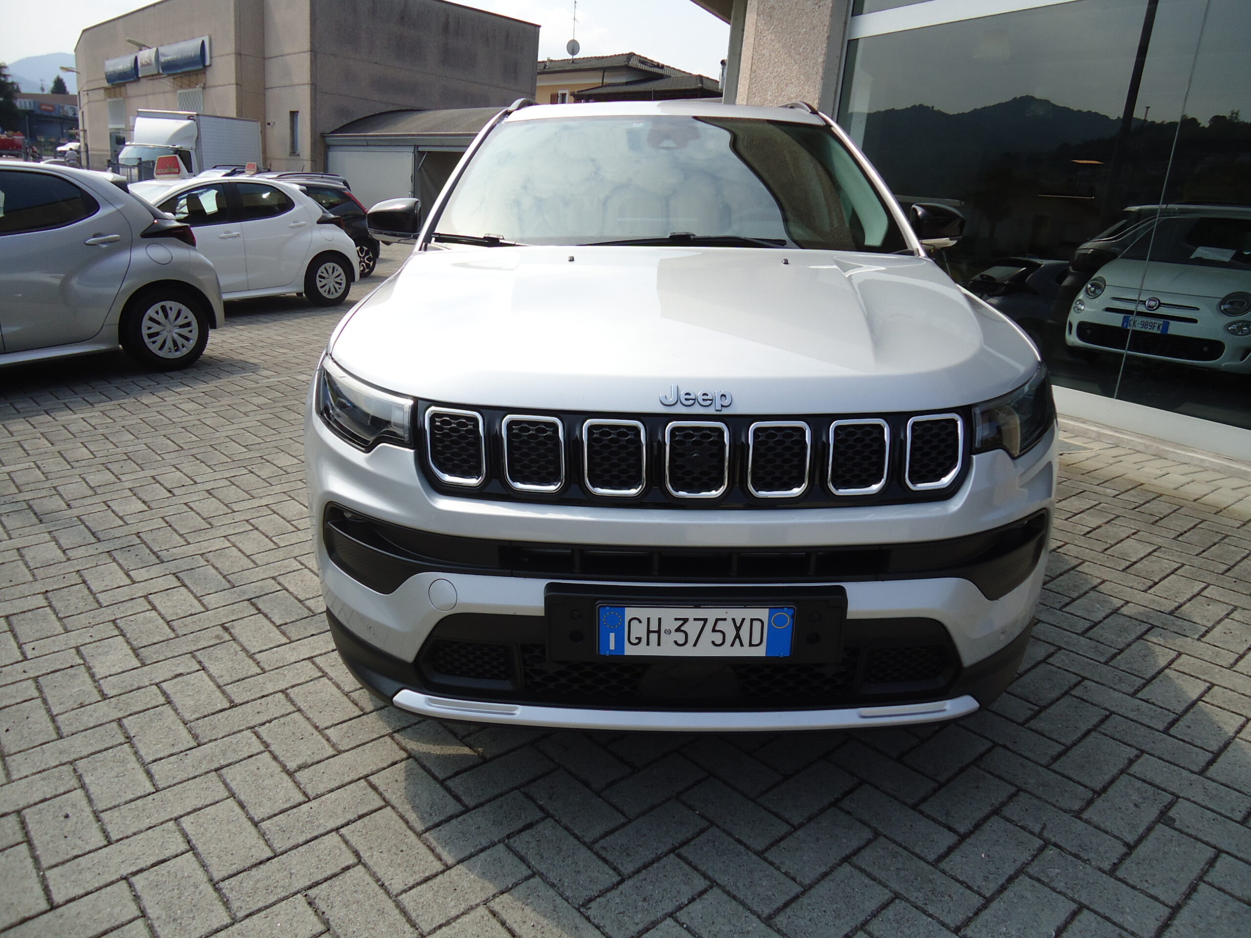 
								JEEP COMPASS full									