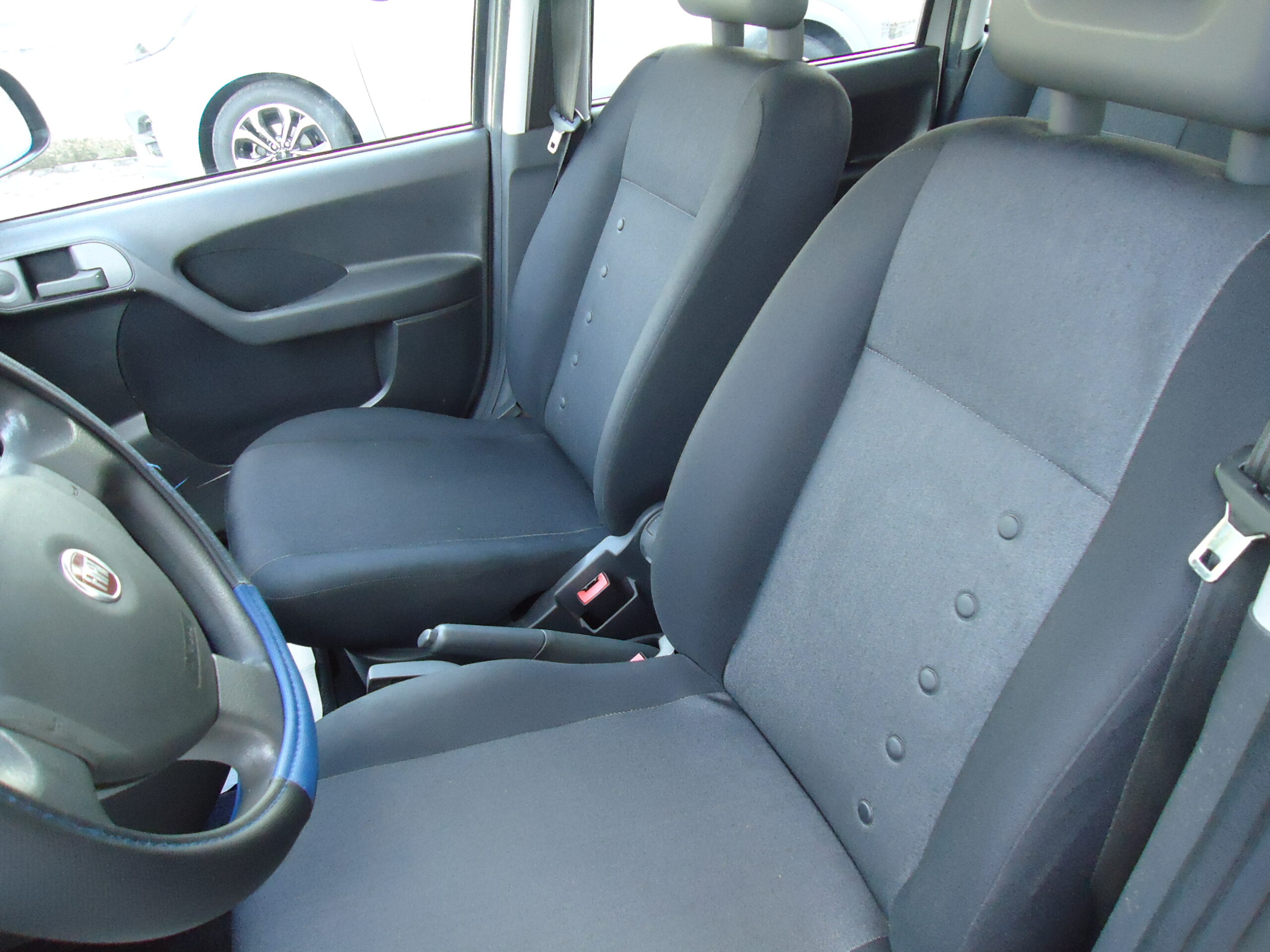
								Fiat Panda  4×4 x full									