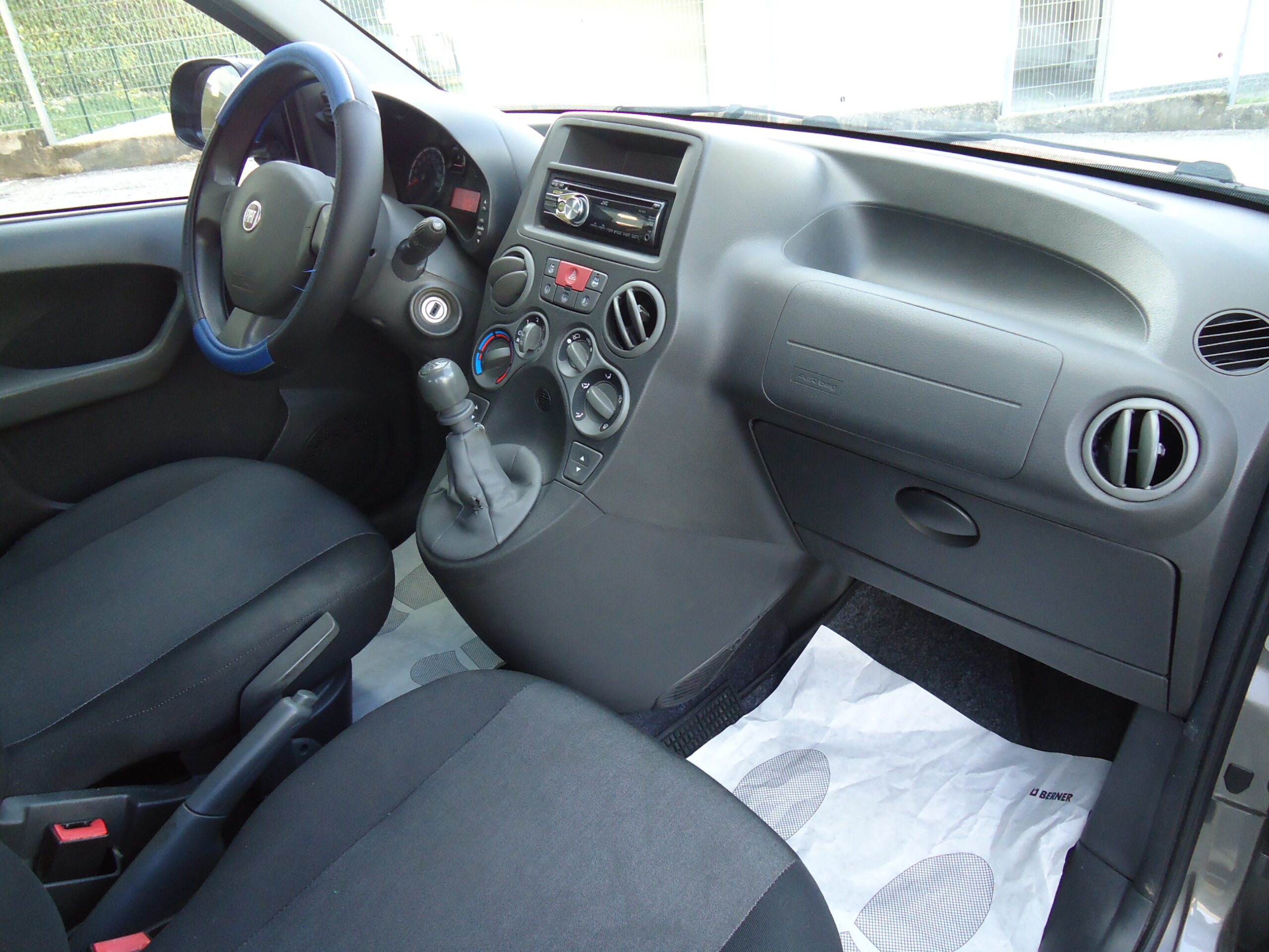 
								Fiat Panda  4×4 x full									