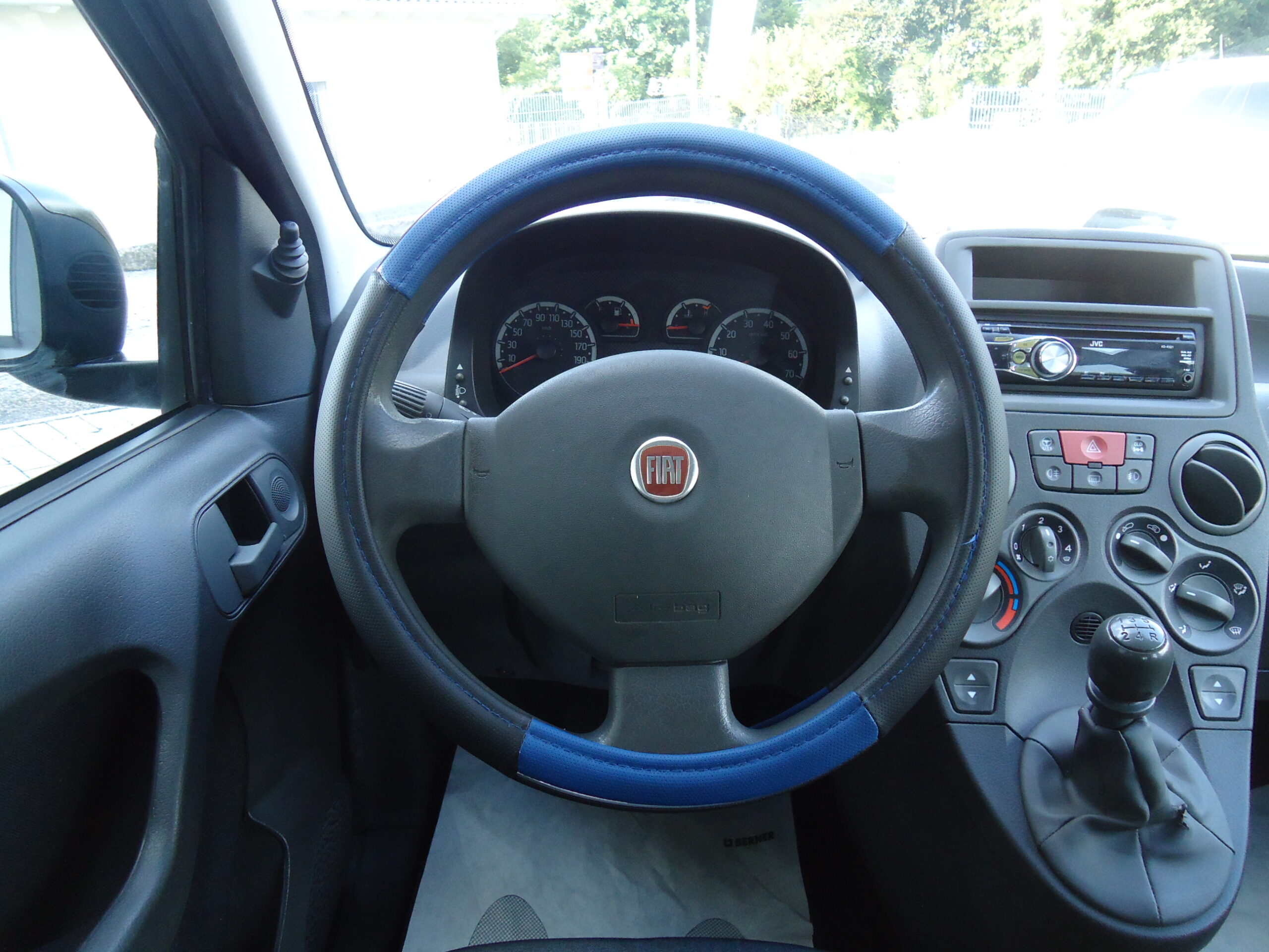 
								Fiat Panda  4×4 x full									